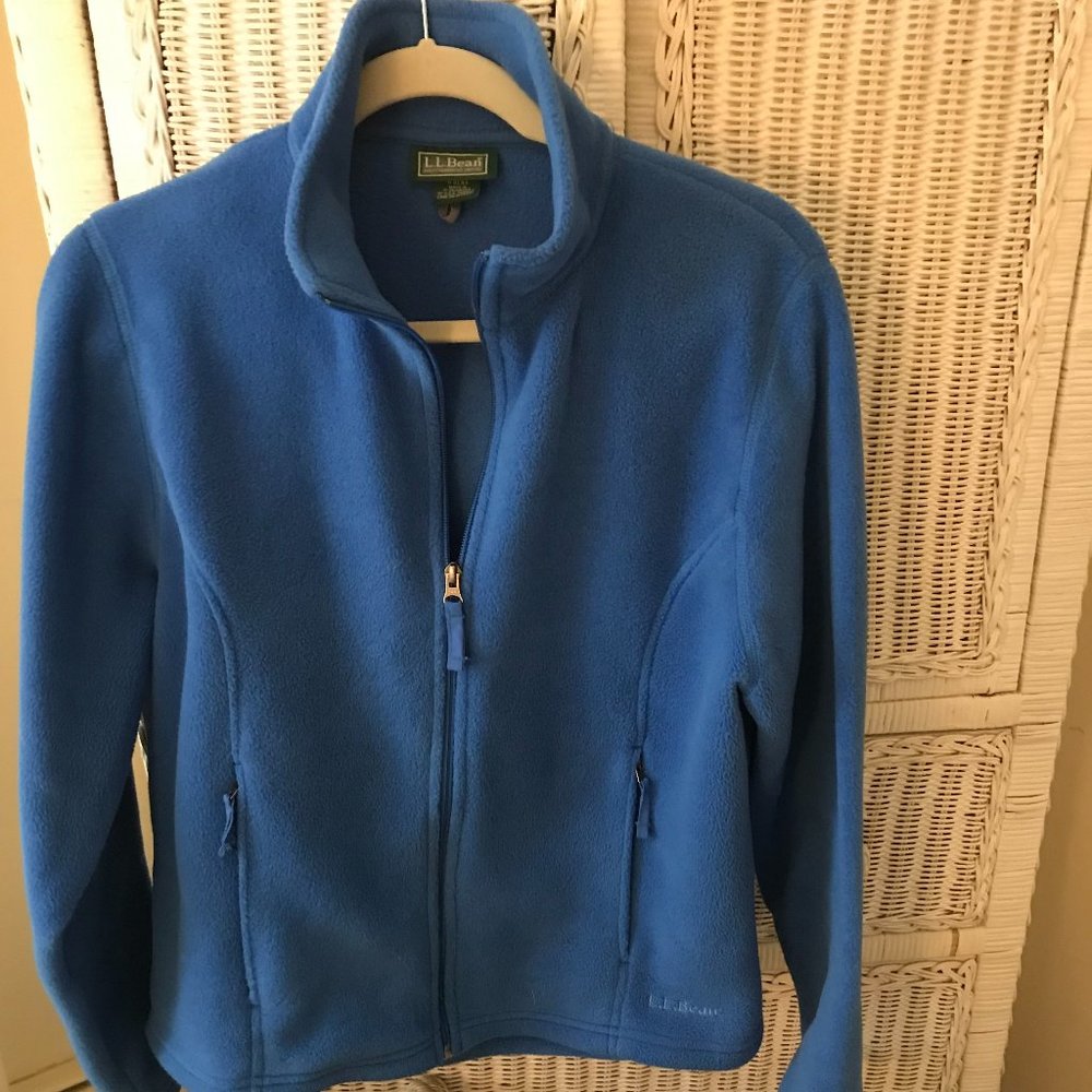 LL BEAN FLEECE JACKET Size M BLUE